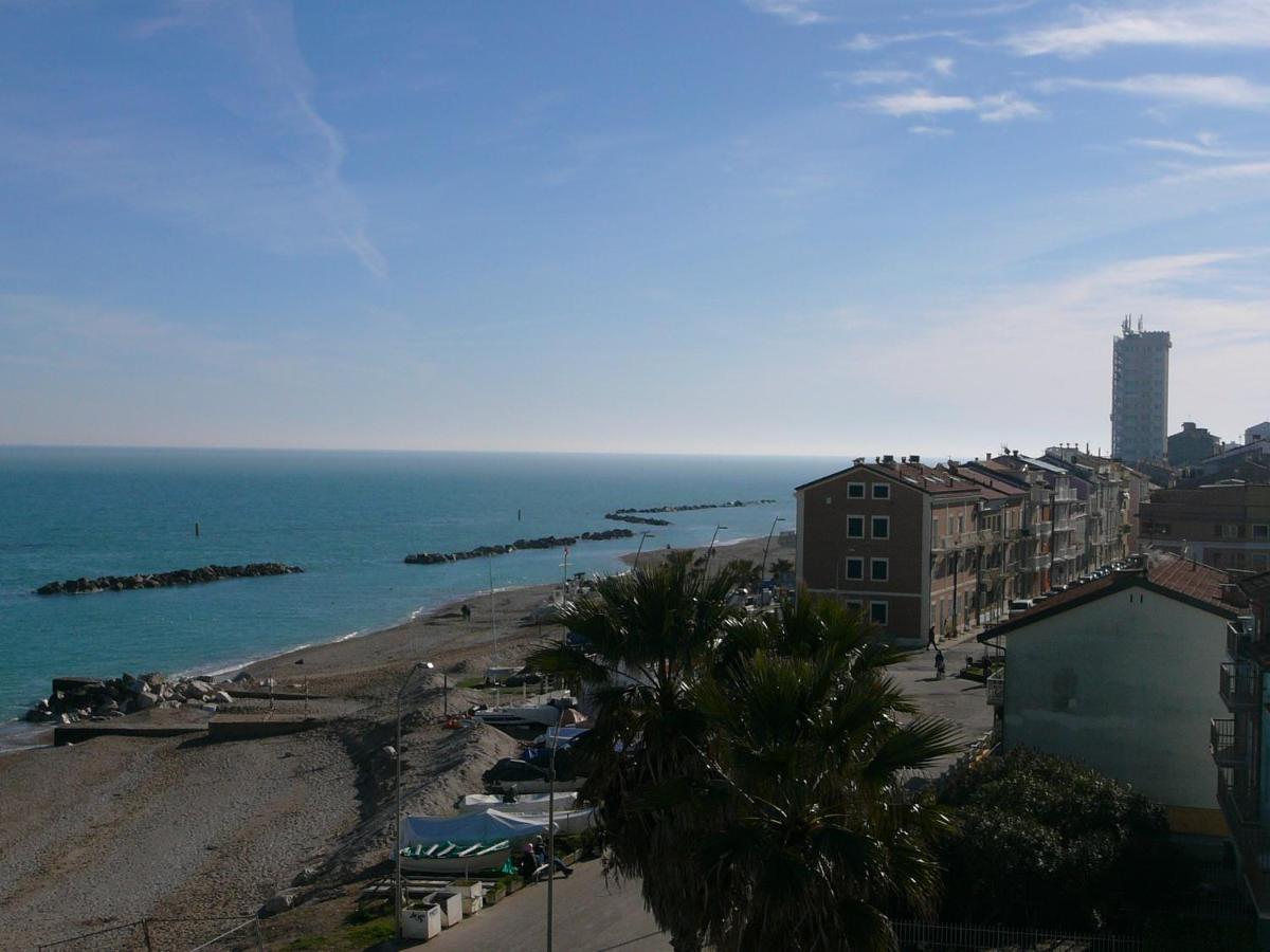Appartamento Paradiso Azzurro 雷卡纳蒂港 外观 照片